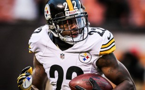 William Gay has been re-signed by the Steelers