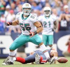 Dolphins linebacker Koa Misi has restructured his contract to remain with the team 