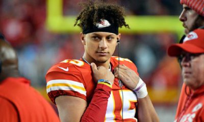 Patrick Mahomes has been taken to the locker room, after suffering a scary-looking ankle/leg injury. It looks like it could be a high ankle sprain or an MCL sprain. It was bad looking.