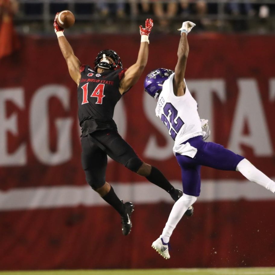 Khyiris Tonga Is One Of The Biggest And Most Nimble DT s In The 2021 Draft
