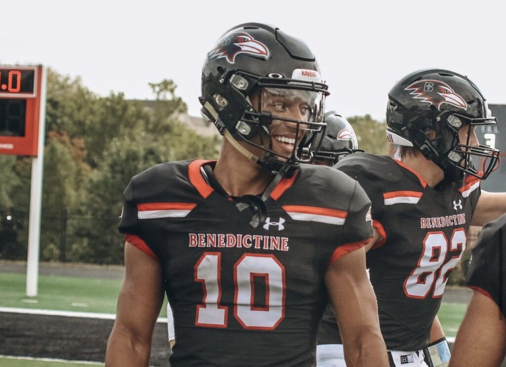 Tre Adger the standout wide receiver from Benedictine College recently sat down with NFL Draft Diamonds owner Damond Talbot. 