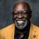 NFL Hall of Famer Rayfield Wright died at the age of 76 after suffering a severe seizure