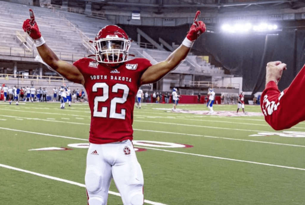 Isaiah McDaniels the stnadout defensive back from the University of South Dakota recently sat down with Justin Berendzen of Draft Diamonds